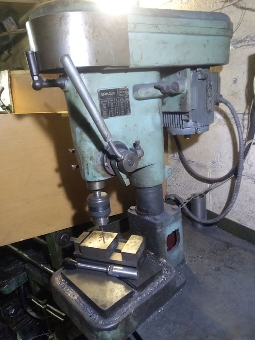 Настільносвердлильний