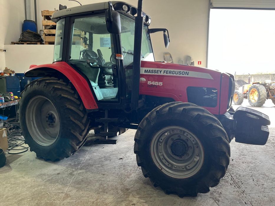 Tractor Massey Ano  2008