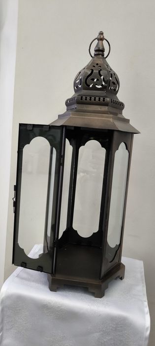 Unikatowy piękny duży lampion ażurowy ze świecą zmieniającą kolory