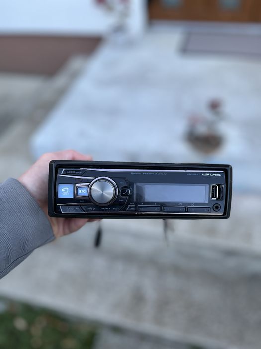 Автомагнитола Alpine 92 bt