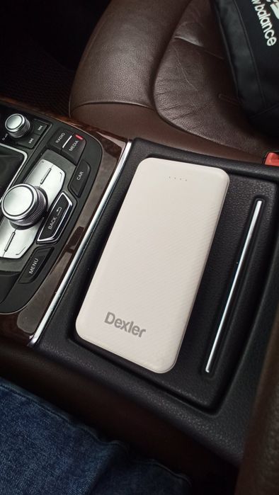 Продам повербанк 8000