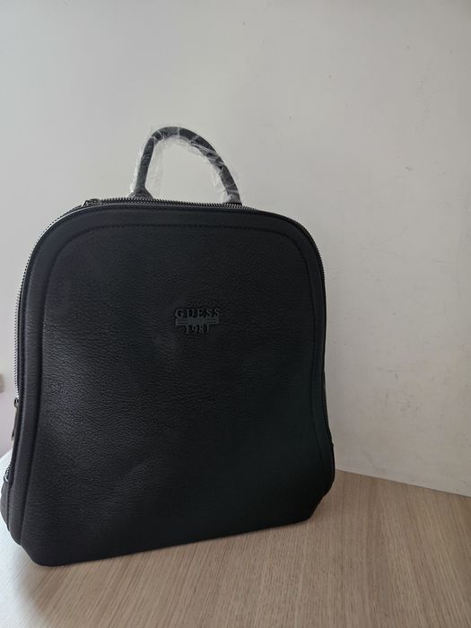 Plecak czarny guesa