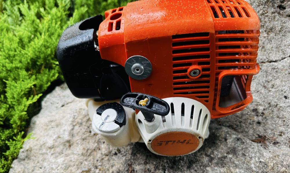 Podkrzesywarka piła na wysięgniku spalinowa Stihl HT100 131 HT 100 133