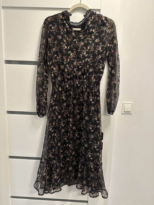 Midi sukienka roz 36