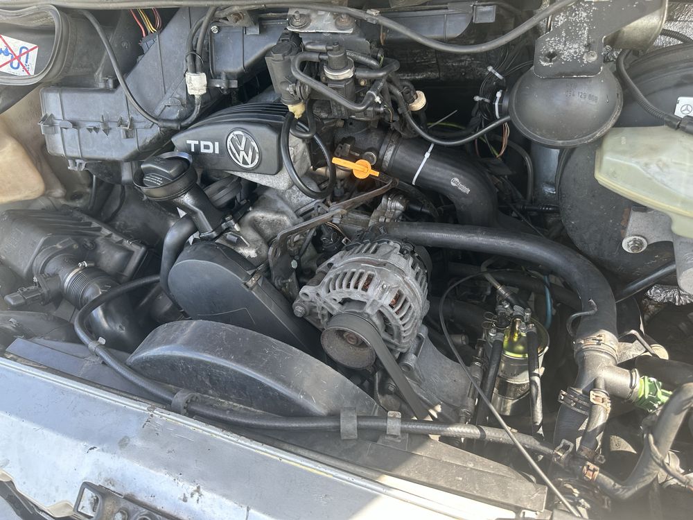 Volkswagen LT 35 2.5 TDI бус пасажир 2006 maxi база 8+1 ліжко