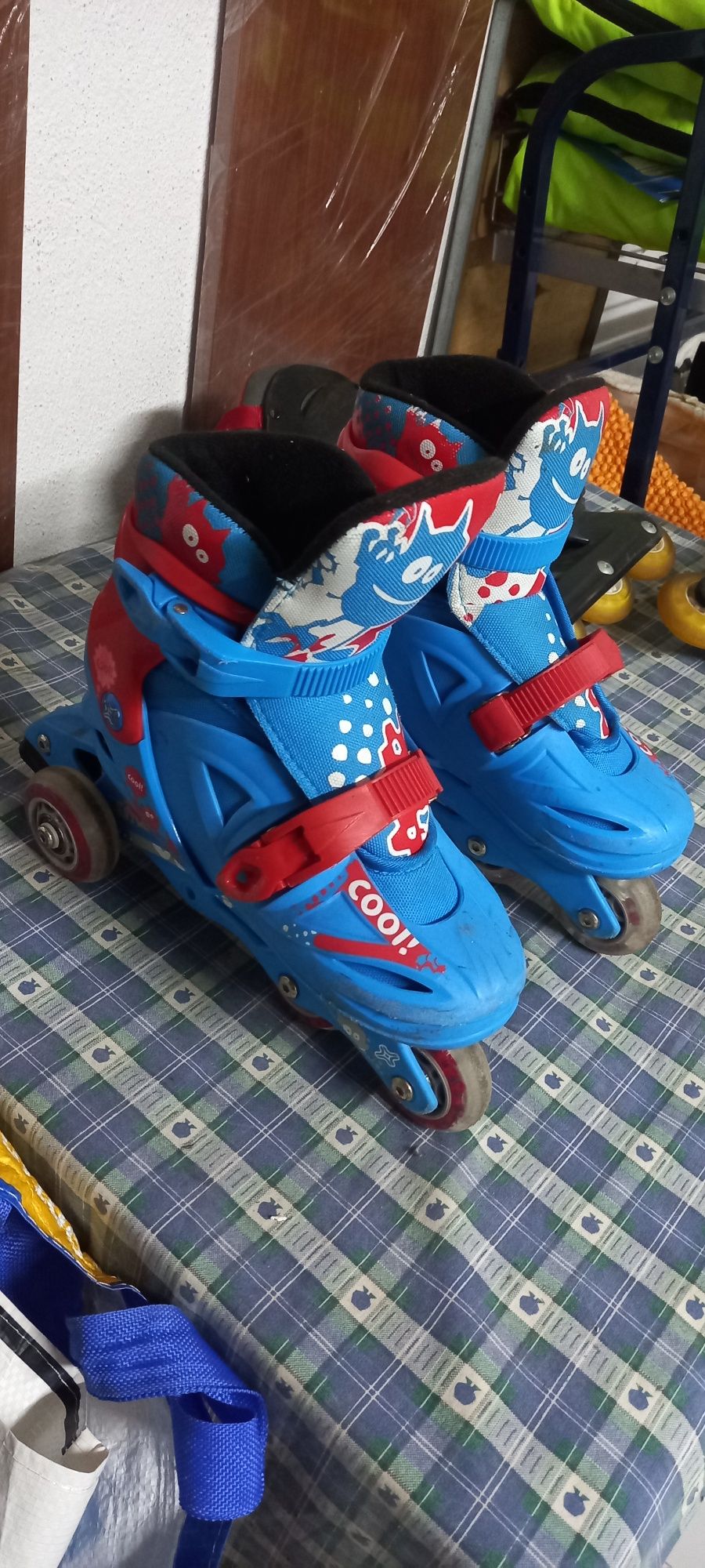 Patins em linha e de 4 rodas