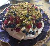 Beza Pavlova tort bezowy