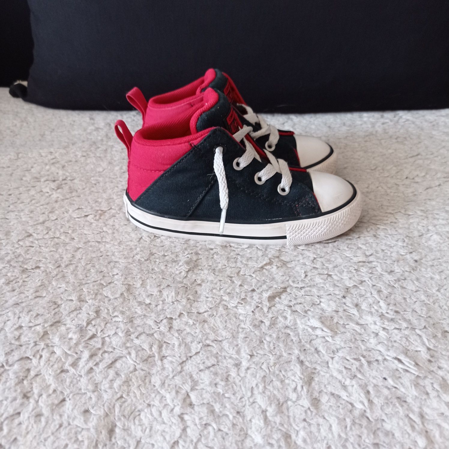 Buty dziecięce Converse rozmiar 24. Oryginalne