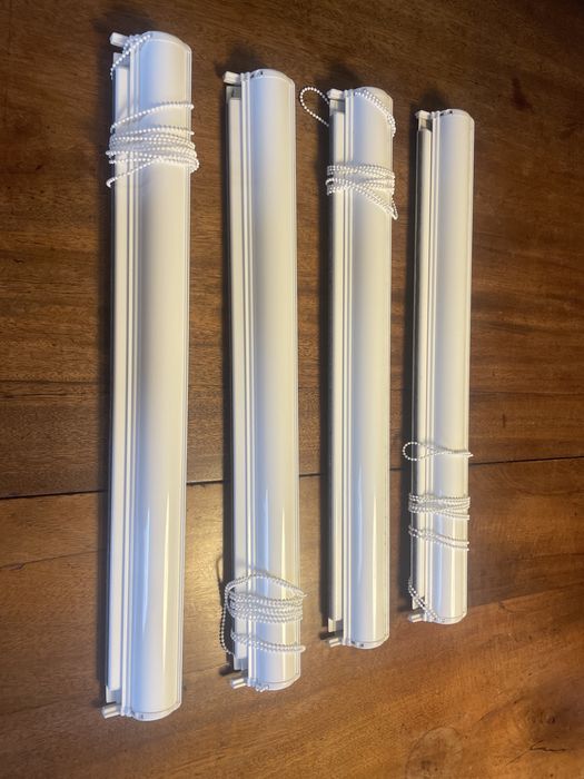 4 estores black-out novos