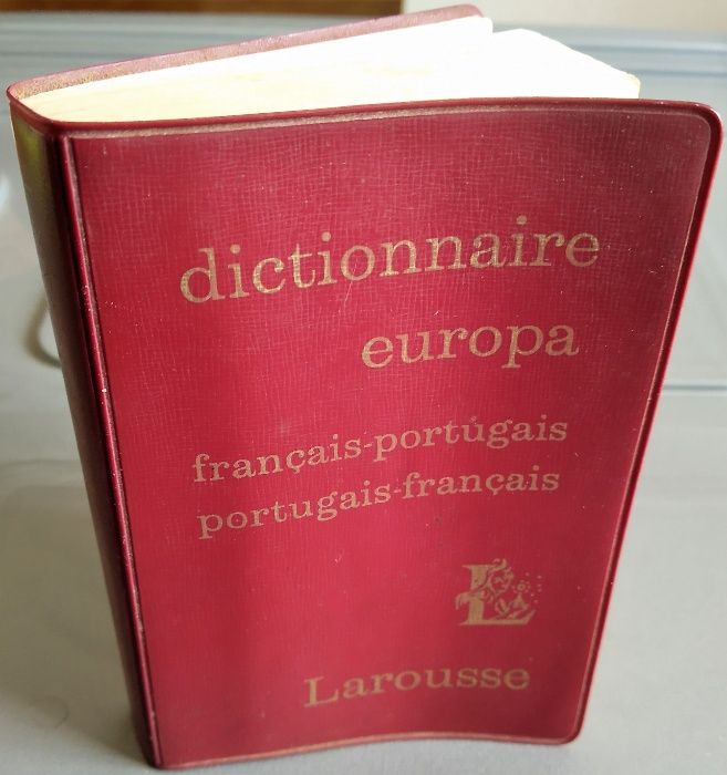 Mini Dicionário Viagem Português-Francês / Francês-Português Larousse