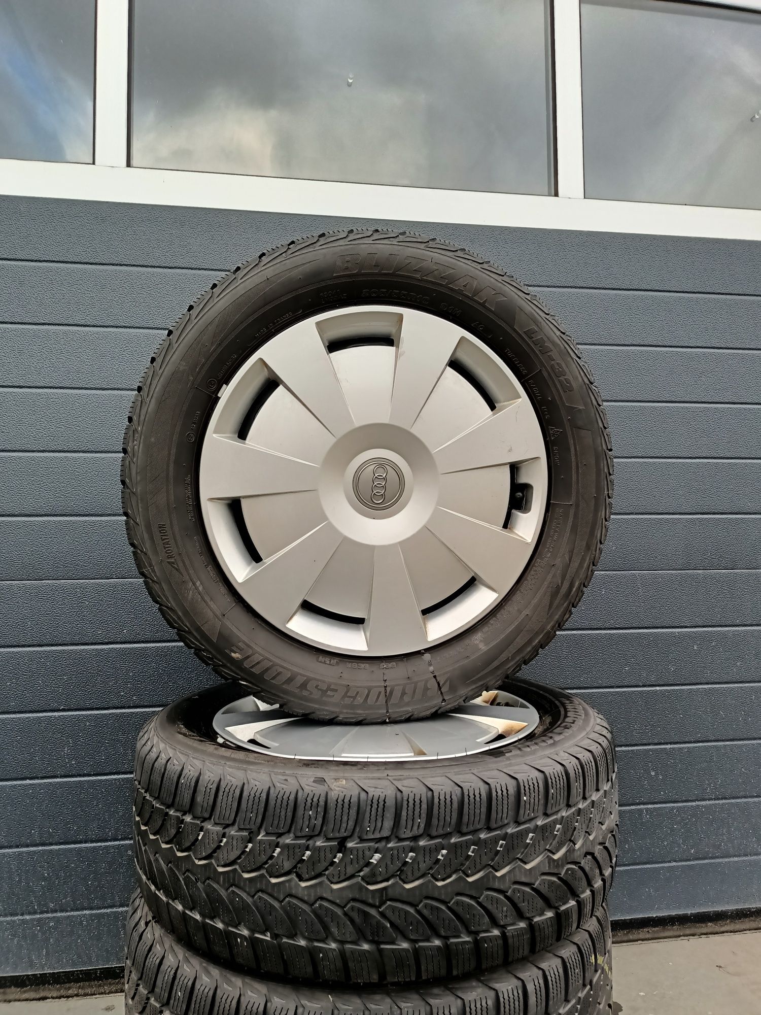 Koła 16" 5x112 et48 opony 205/55/16 Audi a3 Vw Golf 5 6 7 Touran Seat