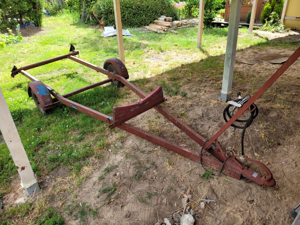 Przyczepa podlodziowa Przyczepa do lodki lub  katamarana