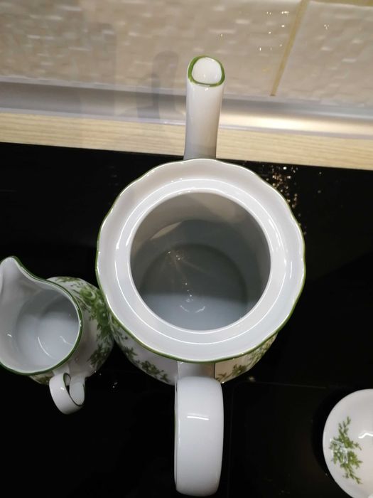 Dzbanek i mlecznik, porcelana NB Form und Design, zielony dekor