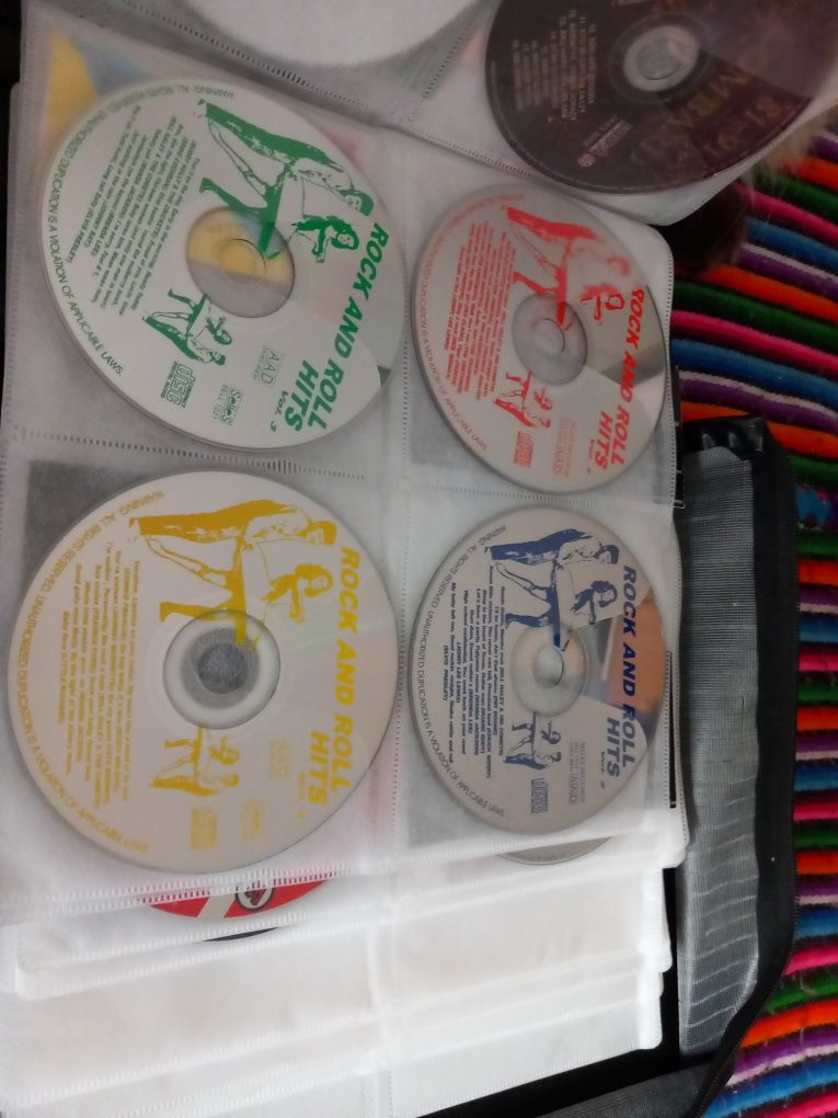Klaser etui na plyty CD
