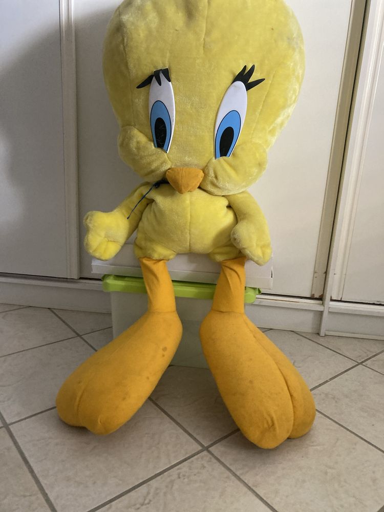 Tweety peluche com altura de 1,15 metros