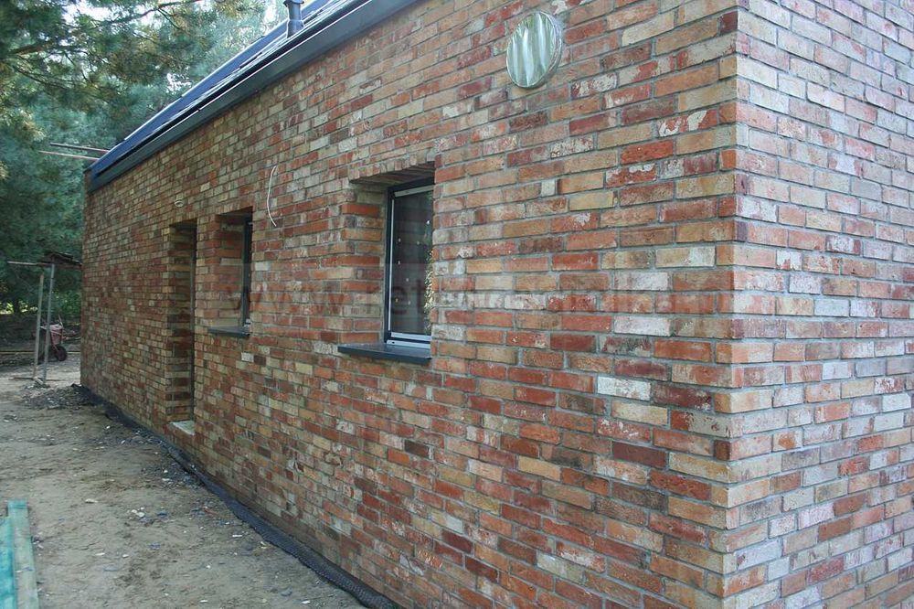 Ściana z cegły - płytki Fort Bema