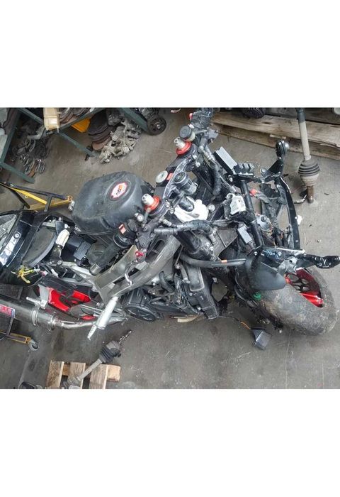 Запчастини Aprilia RSV,Shiver,Dorsoduro,RSV4,Pegaso,Tuono,Mana