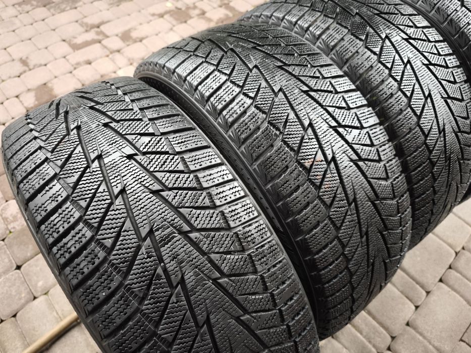 Зимові шини Hankook Winter ICept 225/45/R18