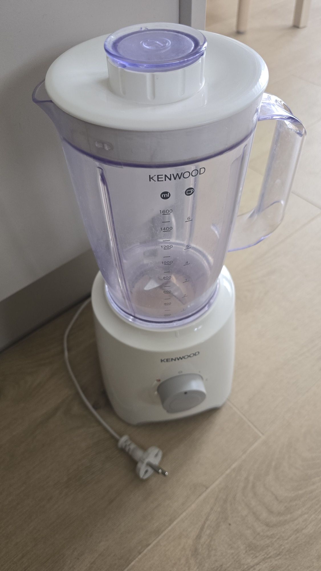 Blender Kenwood BLP40 – uszkodzony, na części