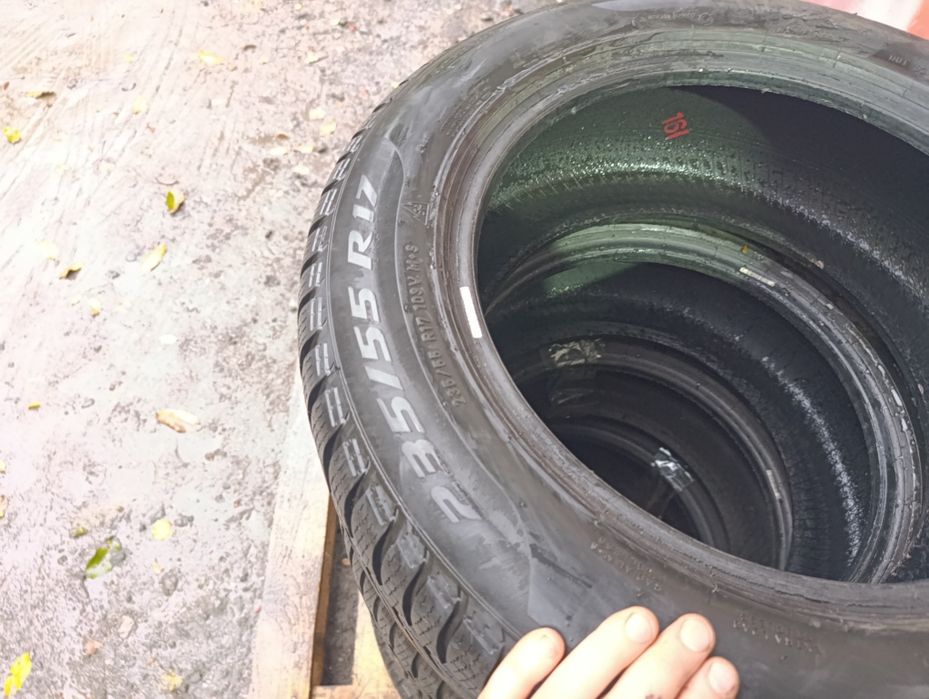 235/55/17 Pirelli sottozero 3