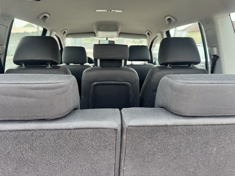 VW Touran 1.9TDi 105CV 7 LUGARES