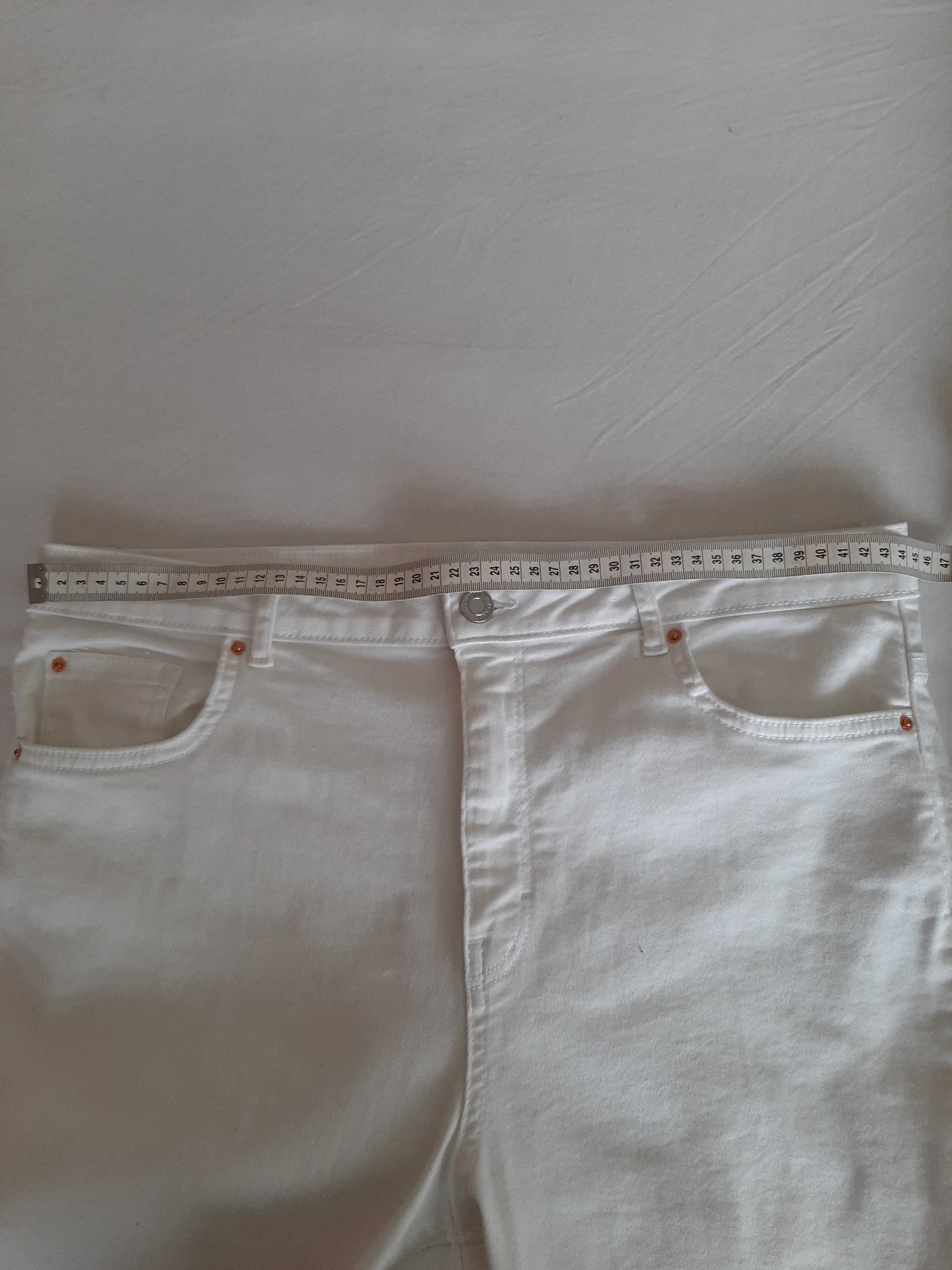 Swietne białe damskie spodnie roz. 46