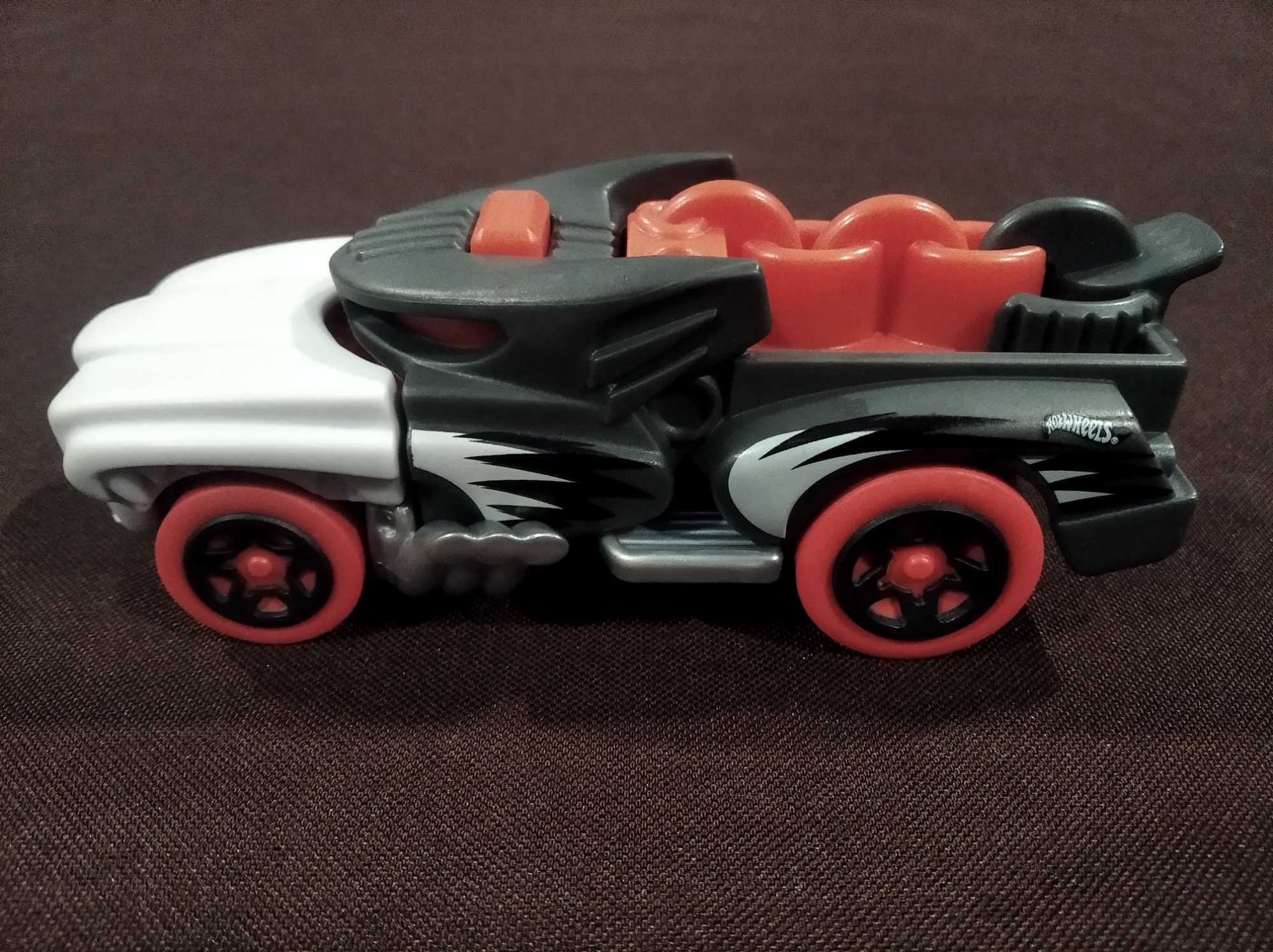 Brinquedos: moto, carros e camiões