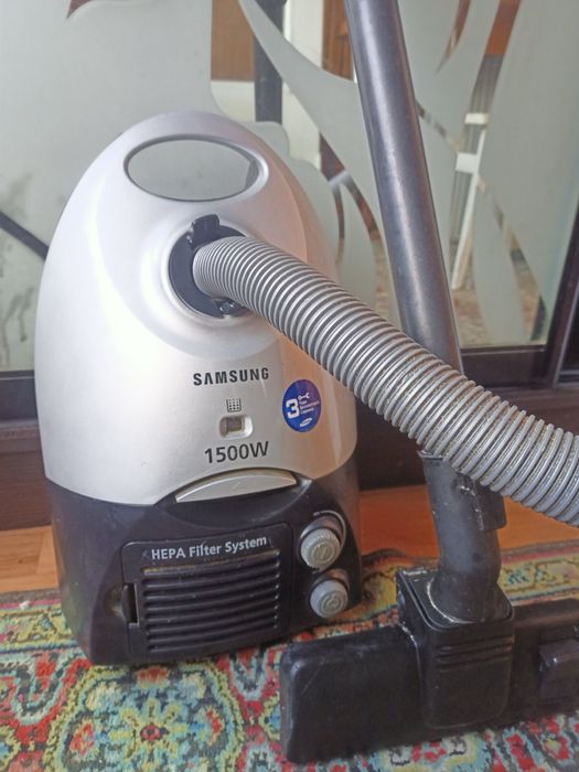 Пылесос  samsung SC4046