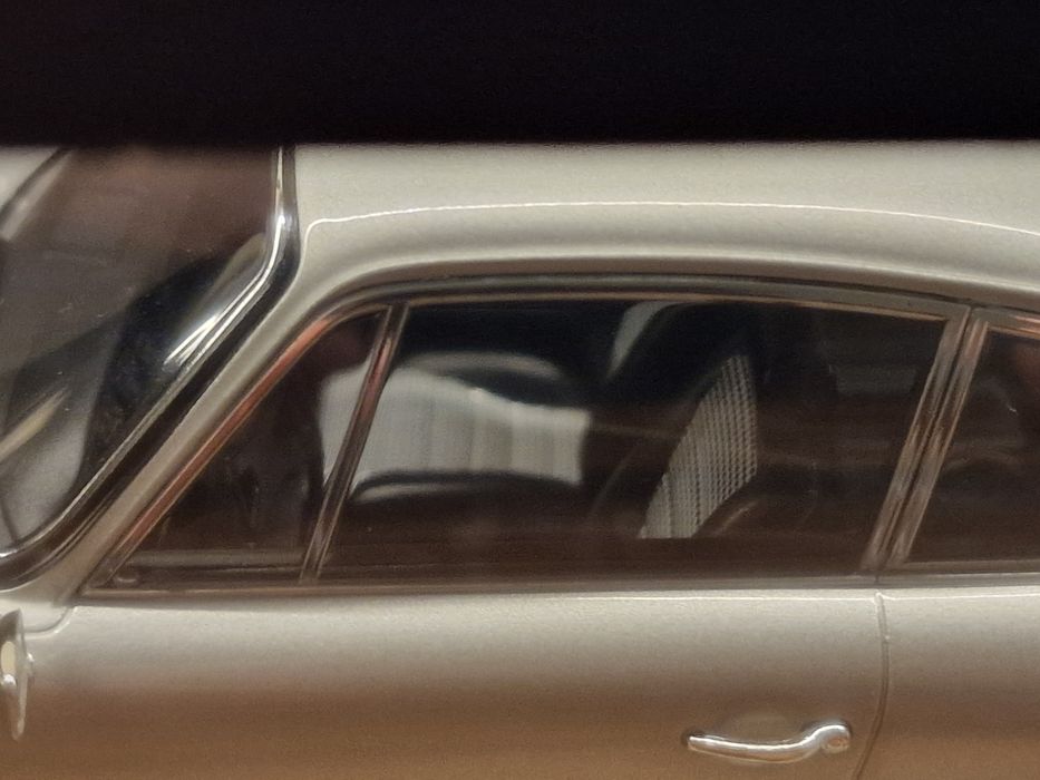 Miniatura 911 S 1/18 NOREV (NOVO) Edição limitada 1/500