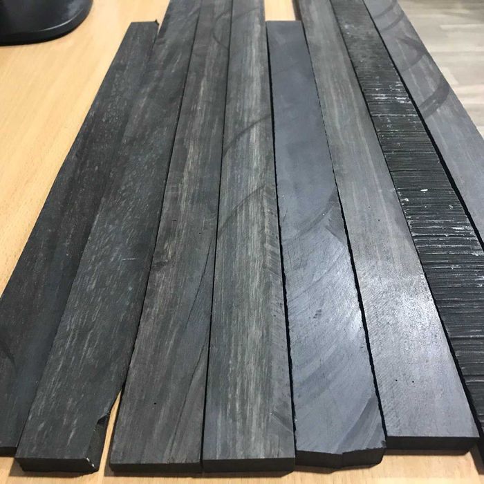 Чёрное дерево Эбен (Ebony) полосы 40–50 мм. Резка под размер