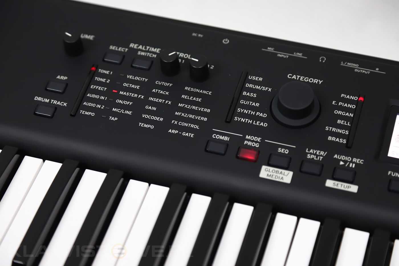KORG KROSS 2 61 - Lekki Kompaktowy Syntezator | Gwarancja | Sklep