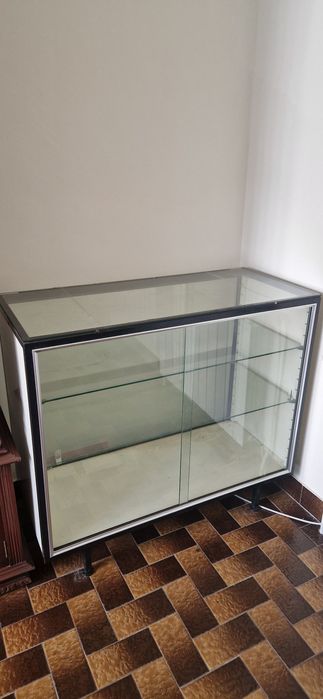 Armário vitrine montra