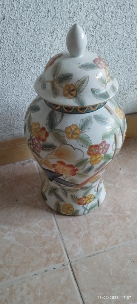 Vaso decorativo.