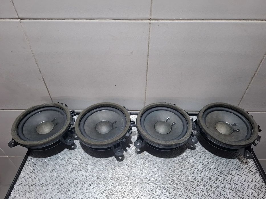 Głośnik drzwi Volvo V50 2008 rok nr 30657445 (sztuka)