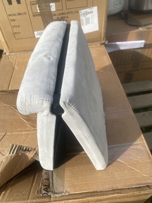 Składana poduszka turystyczna podnozek mily material