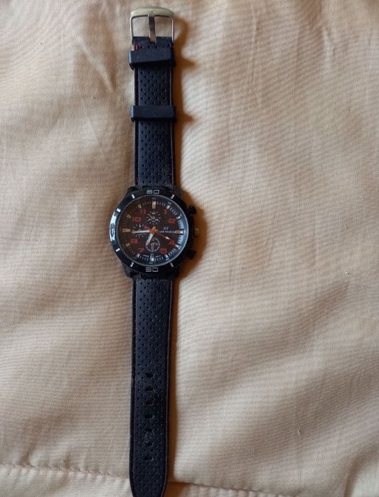 Vendo vários relógios