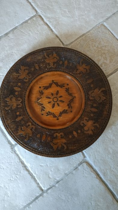 Talerz drewniany ozdobny duży