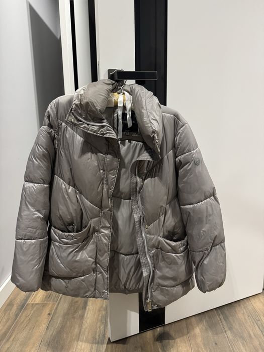 Куртка від Massimo Dutti