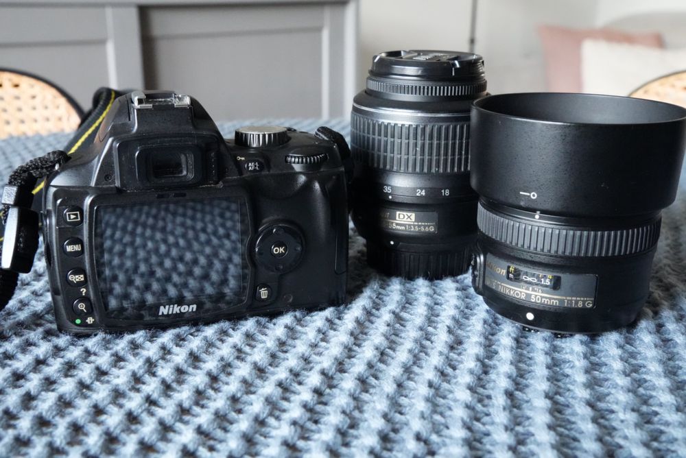 NIKON D60/NikkorDX 18-55 mm/Nikkor 50 mm 1/8