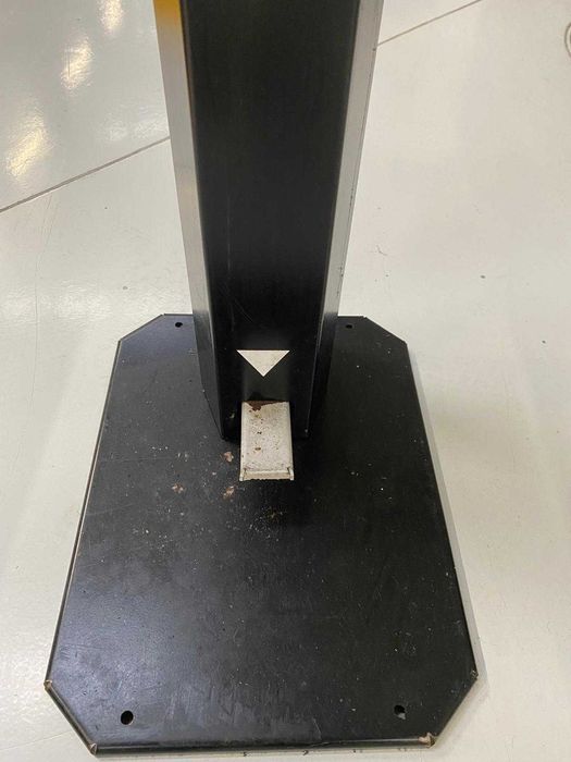 Dispensador de gel sanitário