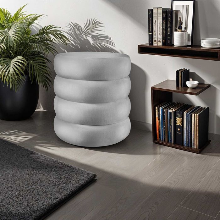 Stołek z miejscem do przechowywania Altu Wygląd aksamitu szary OUTLET