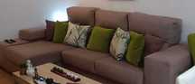 Sofá chaise longue com puff