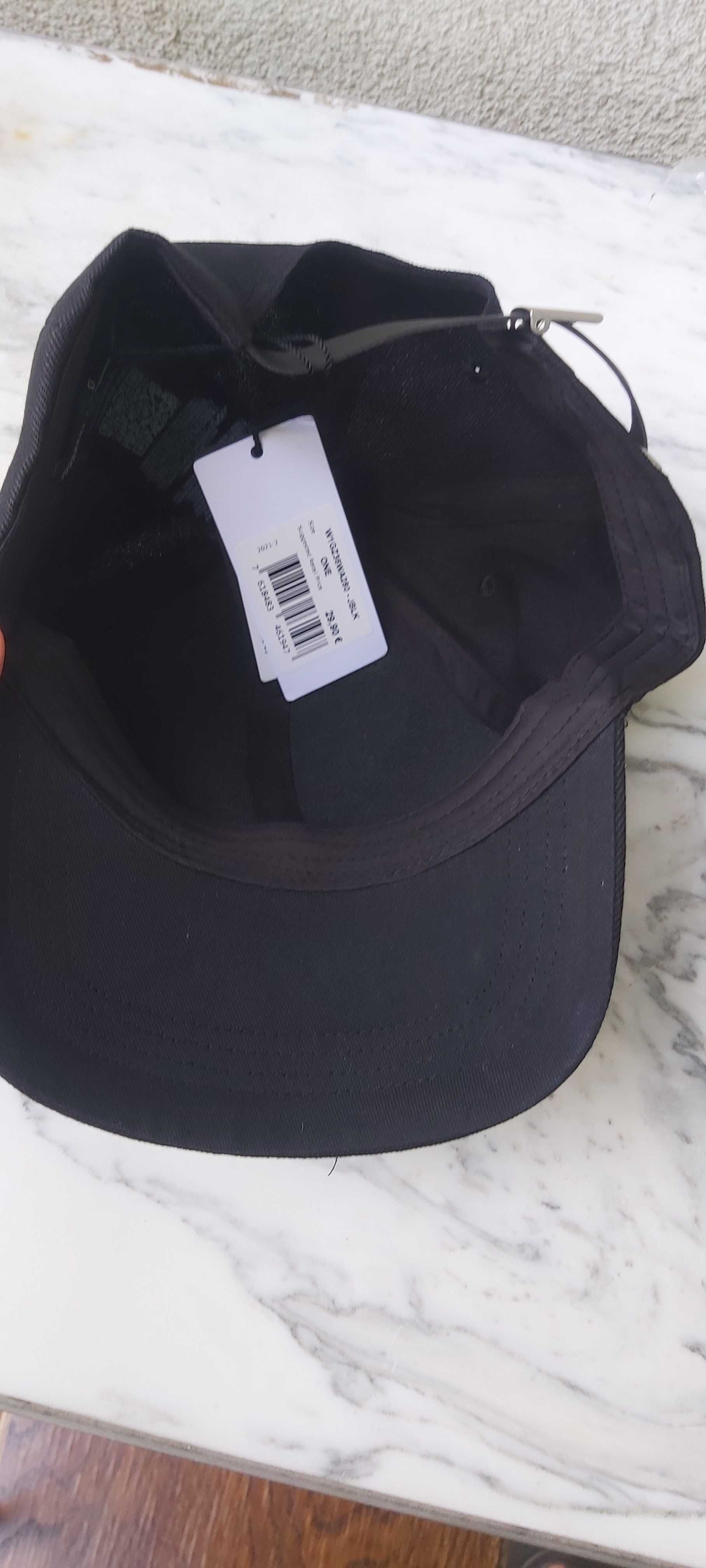 NOWA czapka z daszkiem bejsbolowka GUESS czarna a083