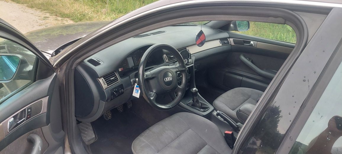 Audi  a6  2.5  TDI