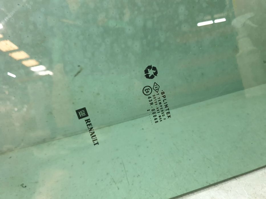 Vidro porta frente esquerda RENAULT Trafic II (FL)