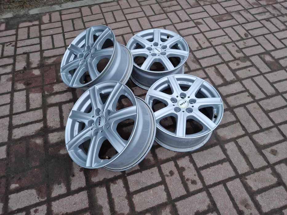 Komplet Felg Felgi 16 Cali 5x120 BMW E46 E87 E90 E91 E81 E82 ET44