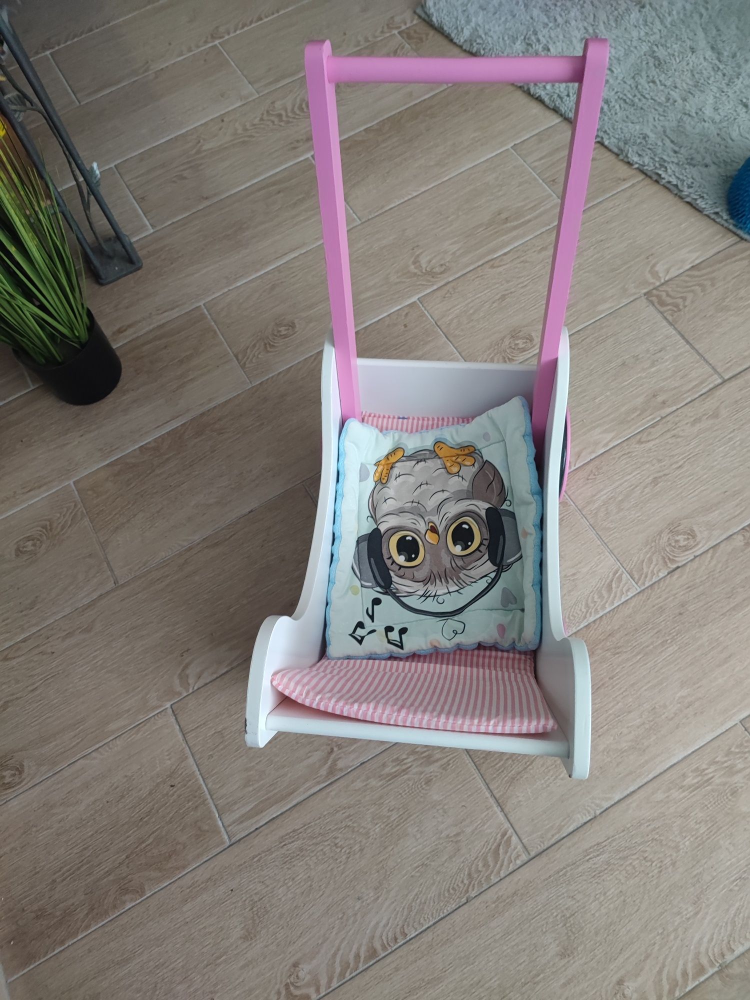 Wózek dla lalek drewniany