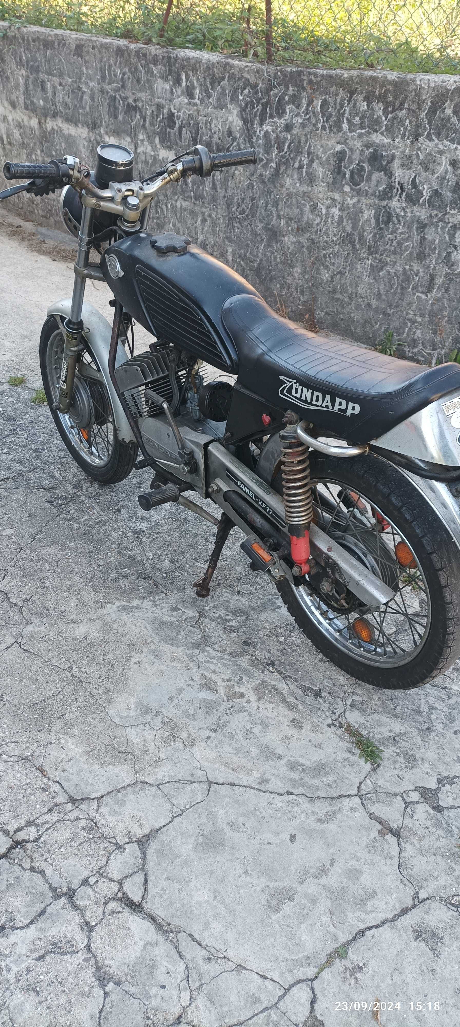 Zündapp XF 17 a andar de 1980