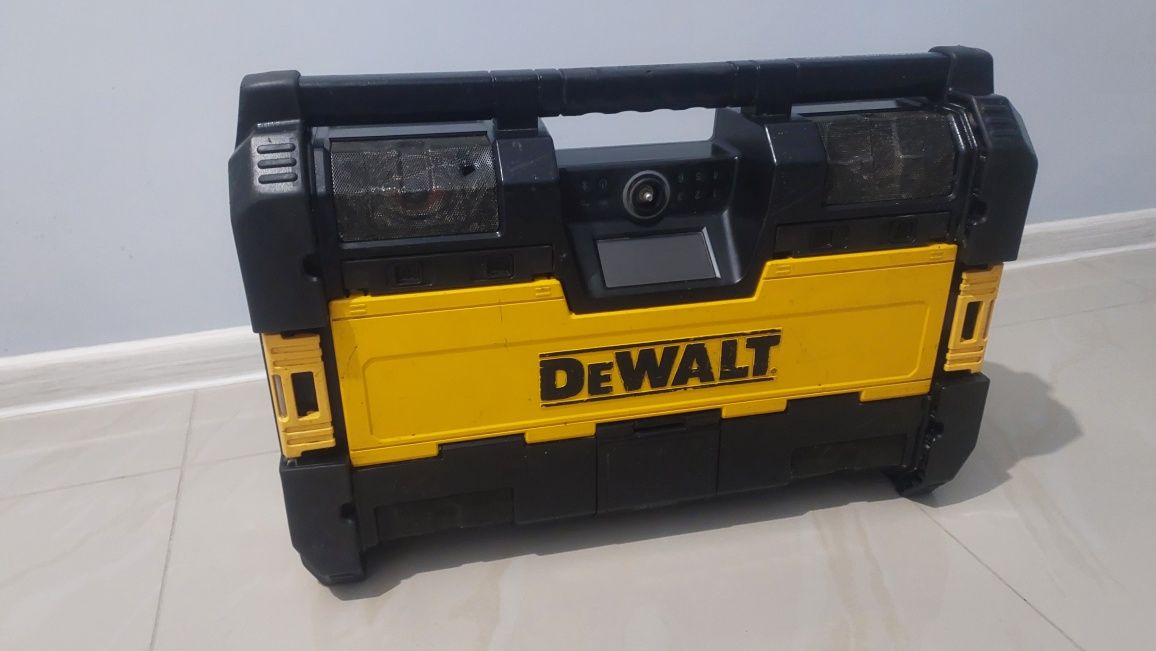 Будівельний радіоприймач DeWALT DWST1-75659