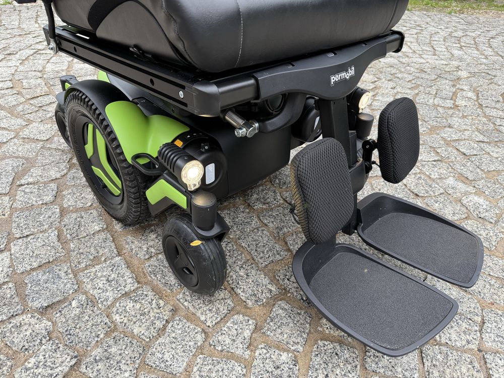 wózek inwalidzki elektryczny Permobil M3 Corpus 2, 11km, 2022r